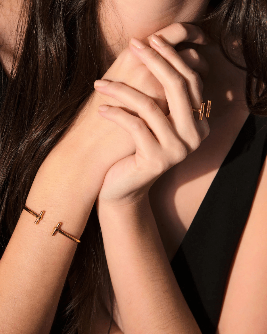Rachel Jackson - Adjustable Size t-Bar Bangle