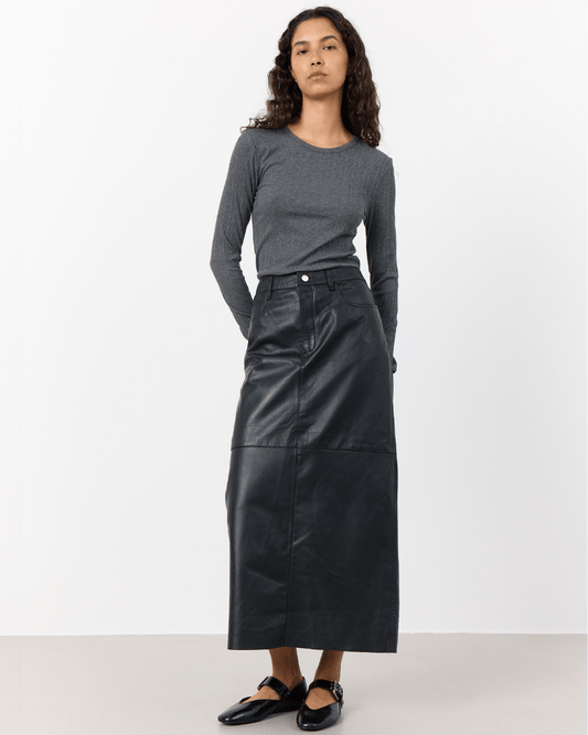 Levete Room Skirt