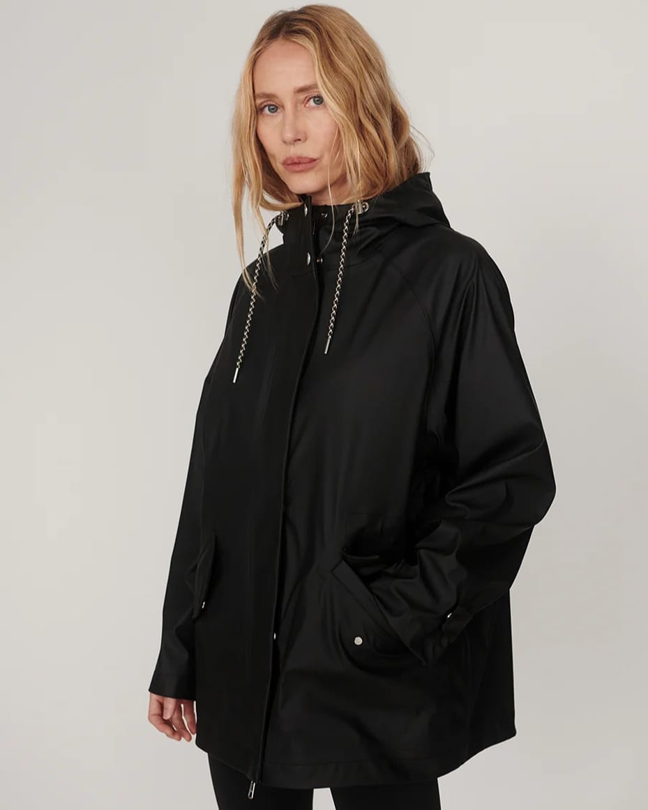 Varley Orlen Short Rain Jacket Black