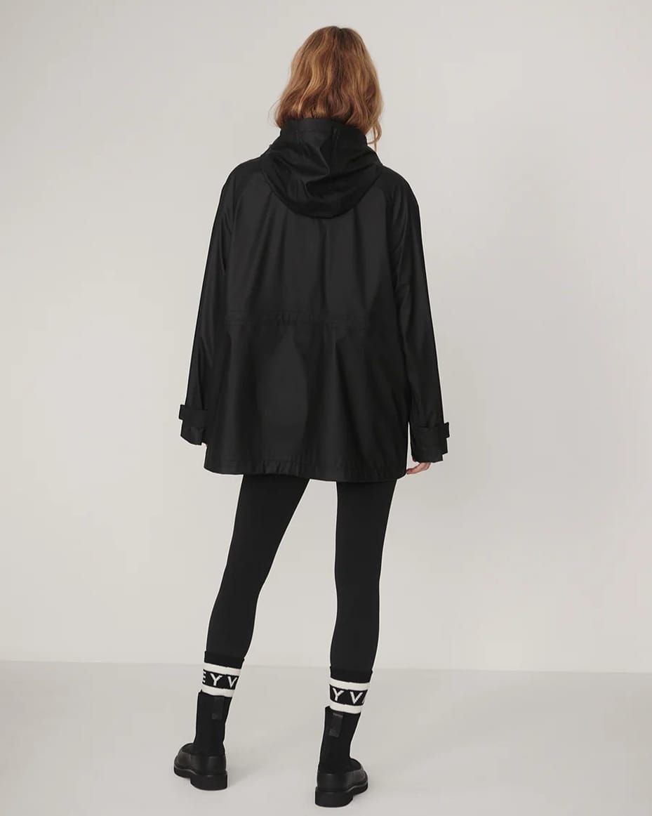 Varley Orlen Short Rain Jacket Black