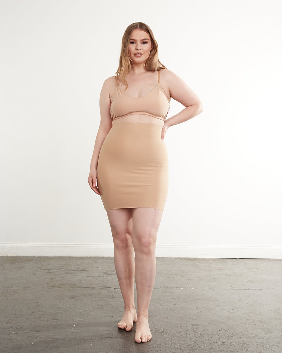 Commando Comfort Commando Two-Faced Control Half Slip in Nude – Seamless Shaping ...